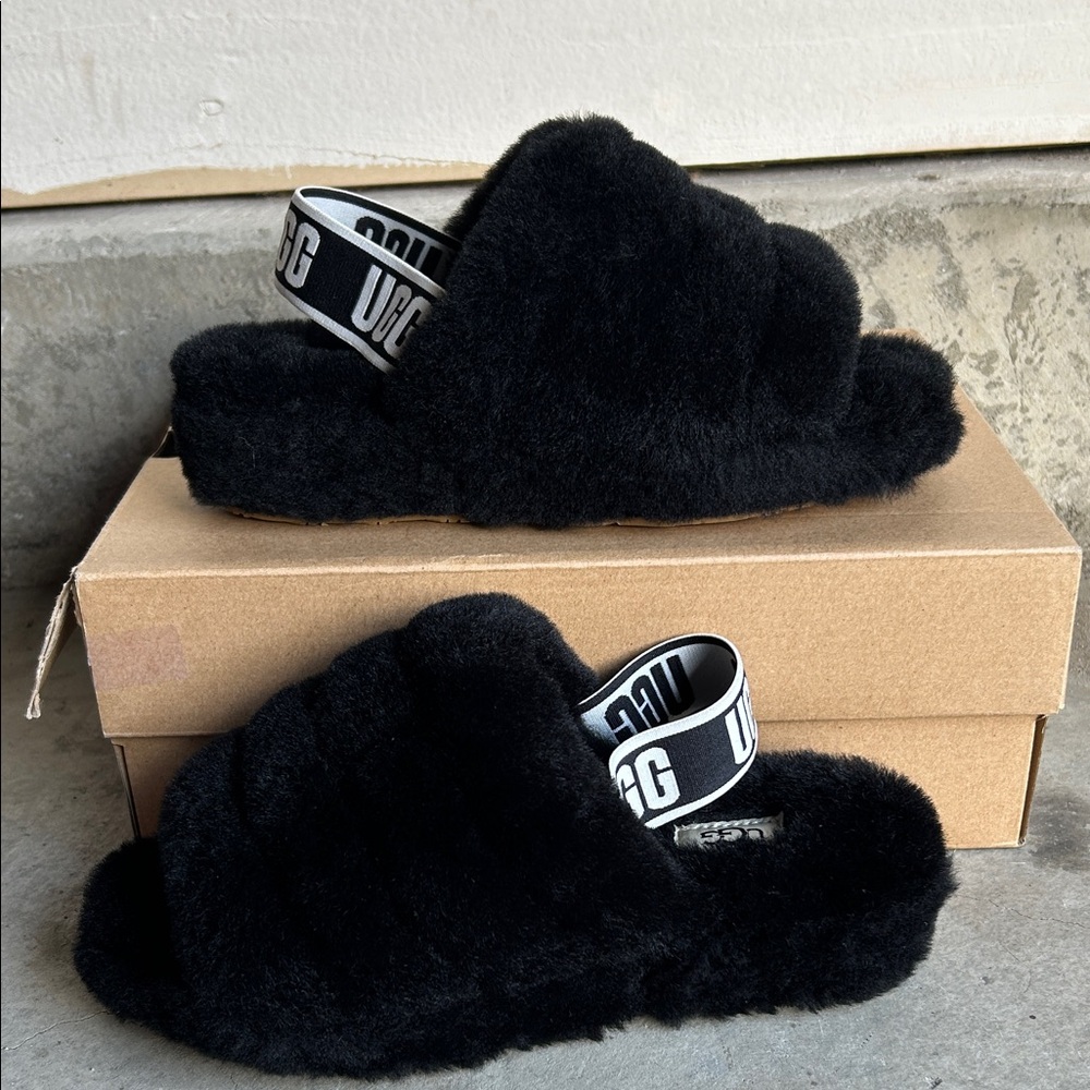 UGG Fluff Yeah Slippers Black Size 6 Nwt